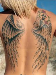 50 Wunderschone Engel Flugel Tattoos Designs Ideen 2018 Neu Tatto Designs 2018 Tribal Back Tattoos Tattoos Angel Wings Tattoo