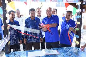 Tenaga nasional berhad chairman datuk seri mahdzir khalid speaks during a press conference in shah alam june 2, 2020. Moe Lawatan Rasmi Yb Dato Seri Mahdzir Khalid Menteri Pendidikan Malaysia Ke Sk Haji Wan Yahya Kodiang Kedah Pada 19 April 2018