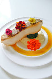 French Laundry Thomas Keller 2 Black Sea Bass With Sweet Parsnips Spinach And Saffron Vanilla Sauce Organic Fresh E Food Gastronomy Cuisine Egyptian Food