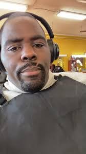 Donavan Brown's Instagram, Twitter & Facebook