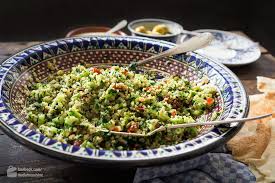 Taboule Bulgursalat Mit Petersilie Minze Madame Cuisine Rezept Bulgursalat Bulgursalat Rezept Lebensmittel Essen