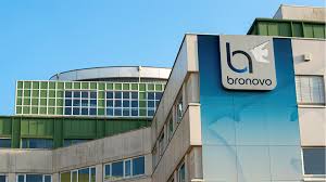 I would switch if it wouldn't be such a hassle. Chris Oomen Brengt Bod Uit Op Bronovo Ziekenh Propertynl