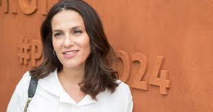 Elisa Tovati Biographie Albums Et Films D Elisa Tovati Cosmopolitan Fr