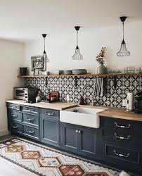 Relooker Une Cuisine En 10 Idees De Decoration En 2020 Idee Amenagement Cuisine Idee Deco Cuisine Cuisines Deco