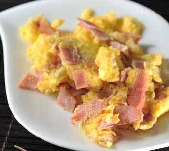 Huevos con Jamón de Pavo