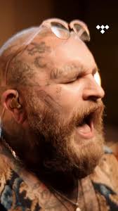 "Something's got a hold of me lately"... and it's Teddy Swims' "Lose  Control" performance for TIDAL. 🧡