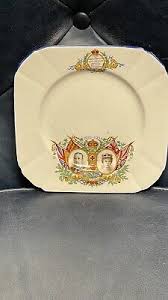 Alma Ware England Silver jubilee 1912-1935 king George&queen mary dessert  plate