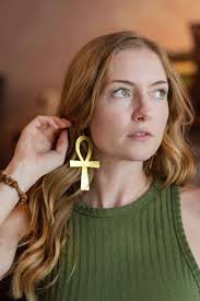 What fashion is trending this year for ACL Fest? Bolo ties and crochet