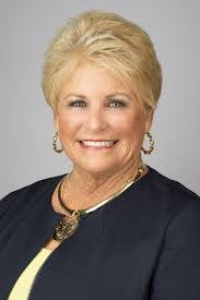 Anna Winstead's Instagram, Twitter & Facebook