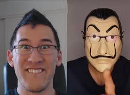 Wei korang, dengar sini. Nama mamat ni "The Mask