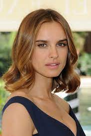 The first movie is an ideal place to start with natalie portman's seriously epic hairstyles as the queen or the naboo people and in contrast her styles as the queen's handmaiden, padmé. Meet Natalie Portman S Long Lost Twin Whose Hairstyle I Think Natalie Should Steal Do You Agree Glamour
