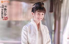 Tại đây cô đã gặp được bát a ca dận tự (phùng thiệu phong) và tứ a ca dận chân (hà thạnh minh). Sieu Pháº©m Cá»• Trang Cá»§a Triá»‡u Lá»‡ DÄ©nh Va Phung Thiá»‡u Phong Minh Lan Truyá»‡n Chinh