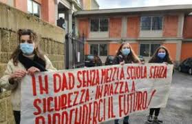 711), che ora ritiene legittime anche le cosiddette forme anomale di sciopero, anche nel caso in cui comportino un sacrificio. Sciopero Scuola 11 Gennaio 2021 No Dad Per Lunghi Periodi Notizie Scuola