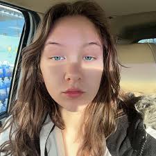 My mom is renting her house in bartow it's fully furnished and supplied