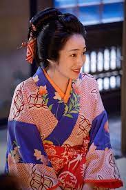 画像1 2 高梨臨 花子とアン 以来の共演 鈴木亮平の 別人ぶり 語る 初大河ドラマ 西郷どん への思いとは インタビュー 花子とアン 高梨 臨 大正ロマン 着物