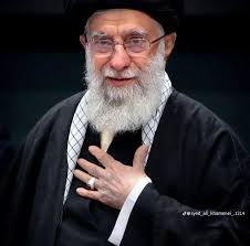 History Of Gillani Saadats -: Who are Syeds? It is a title that has only  been awarded to Aal-e-Rasul (Hazrat Muhammad Mustafa s.a.w or Ahl-e-Bait).  In other words, only those persons have