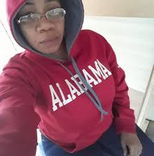 In this phase of Tic Toc challenges of young folks tearing up restrooms and  destroying property, Dr. Clemons caught 11th grader Deonte Macon doing the  opposite. Deonte saw that one of the