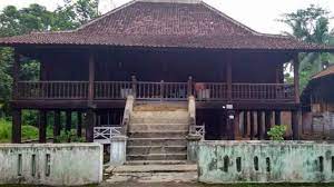 Rumah adat bangka belitung yang merupakan daerah pulau, sehingga menambahkan pada aksen rakit, sebagai pembeda dan penanda. Inilah Rumah Adat Lampung Sejarah Jenis Bagian Dan Keunikannya Rumah Com