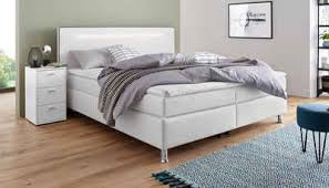 Aufgrund seiner form wird die luftzirkulation unter dem boxspringbett gewährleistet. Weisses Boxspringbett Online Kaufen Otto