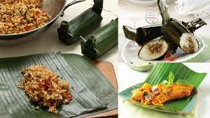 Membungkus makanan dengan daun jati? Serba Serbi Kuliner Indonesia Yang Menggunakan Daun Pisang