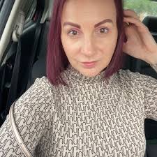 Good eve from Budapest! Help! where we can find here the gluwien  collectible mugs please 🥺🥺🥺 looking for that since yesternight but can't  find it .. our last night today here ..Grazzi