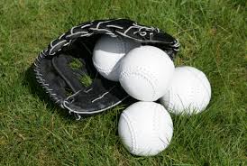El softbol en los juegos olímpicos se presentó en la edición de atlanta 1996. Pelotas De Softbol Imagenes Fotos De Stock Libres De Derechos Depositphotos