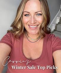 Elizabeth Sale's Instagram, Twitter & Facebook