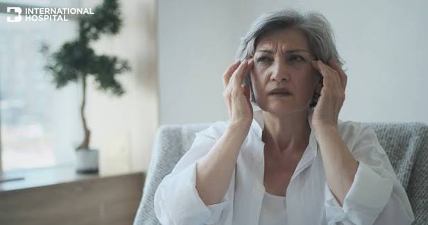 ภาวะสมองเสื่อมคืออะไร มีสาเหตุ อาการ วิธีป้องกันและรักษาอย่างไร | โรงพยาบาลกรุงเทพอินเตอร์ฯ เพื่อสมองและกระดูก