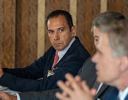 Embajadores Projects :: Photos, videos, logos, illustrations and branding  :: Behance