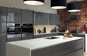 افكار مطابخ باللون الرمادي مشاهير