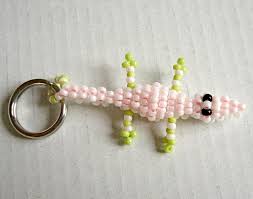 Kiowa beads, also known as indian beads or seed beads, are small craft beads and are available in multiple sizes. How To Make Beaded Keychains 30 Tutorials With Patterns Guide Patterns