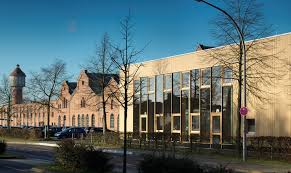 Unterwegs auf dem campus in lingen. Mensa Campus Lingen Ems Plan Concept Architekten Gmbh