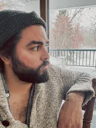 Listen, I could really use your help. We're getting down to the last couple  of weeks before the all I want for Christmas is whiskey tour starts, and  you liking, commenting, and