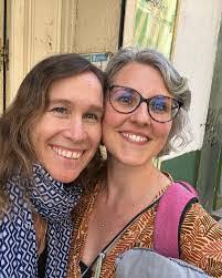 Julia Grubb's Instagram, Twitter & Facebook