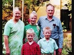 Nerupil Malarntha Malarhal Graham Staines With Subtitles Youtube Missionary Christian Missionary Books Of The Bible