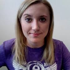 Courtney Ingle's Instagram, Twitter & Facebook