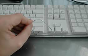 Yes you can use movie clips as long as it falls under fair use/fair dealing or if you get permission from the owner of the movie. Things To Do With Paper Clips When You Re Bored Kuriositas