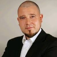 30+ Profile mit dem Suchbegriff „Eifler“