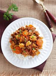Cauliflower Ground Beef Curry Very Good Easy And Makes Great Leftovers Beef Curry Recipe Ground Beef Curry Recipe Dinner With Ground Beef