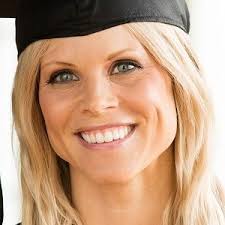 Nordegren gets sole physical custody of their kids but they will split legal custody. Elin Nordegren Bio Affair Divorce Net Worth Ethnicity Age Nationality Height Model