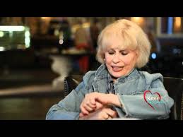 A színésznő a kényszerű leállást nagyon nehezen viselte a. Esztergalyos Cecilia Egy Kave Szily Noraval Youtube
