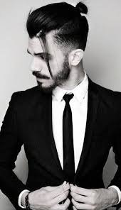 How To Do A Man Bun With Short Curly Hair Is There Really A Man Bun For Short Hair Let Us Find Out What Men In Short Hair Can Do For A Man Bun Man Bun Hairstyles Long Hair Styles