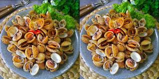Rebus kerang bersama daun salam, masak sampai kerang matang, dinginkan. Resep Kerang Dara Saus Padang Menu Makan Siang Lezat Yang Sehat Okezone Lifestyle
