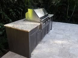 simple outdoor kitchen in south tampa