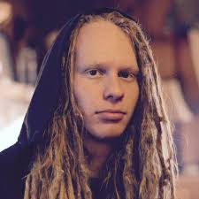 Anna Janiga's Instagram, Twitter & Facebook