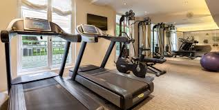 Dans un immeuble de haut standing, au 2ème étage avec ascenseur. Le Top Des Salles De Fitness D Hotels Parisiens Le Magazine