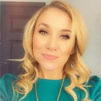 Lorena Moser's Instagram, Twitter & Facebook