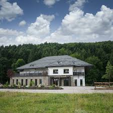 Cazare hoteluri in gura humorului. Cazare Pensiunea La Conac In Bucovina La Gura Humorului Suceava Bucovina Gura Humorului Voronet