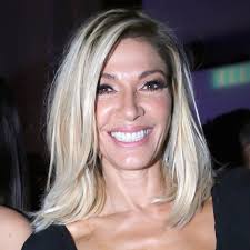 Por amarte así (2016)