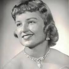 Vera Marie's Instagram, Twitter & Facebook